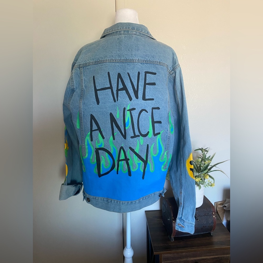 Brooklyn Cloth Denim Jacket with Graphic Patch women‎ size medium - Picture 3 of 11